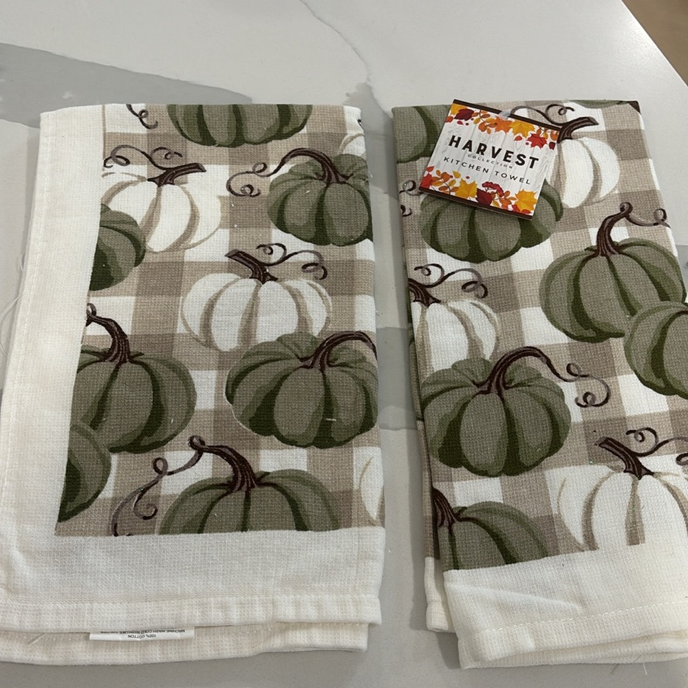 Fall Kitchen Set - Picture 2 of 4